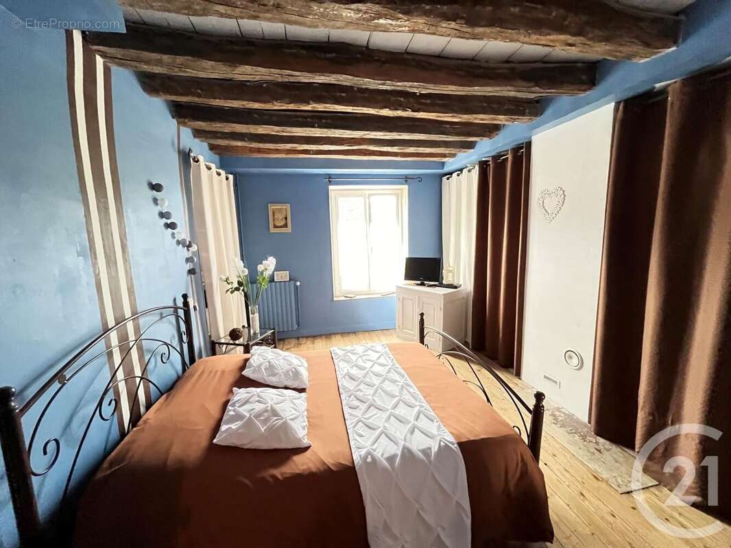 Maison à SAINT-MARCEL