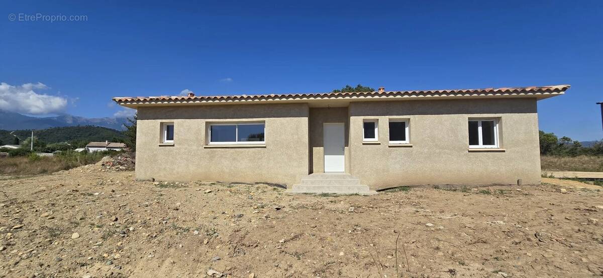 Maison à PRUNELLI-DI-FIUMORBO