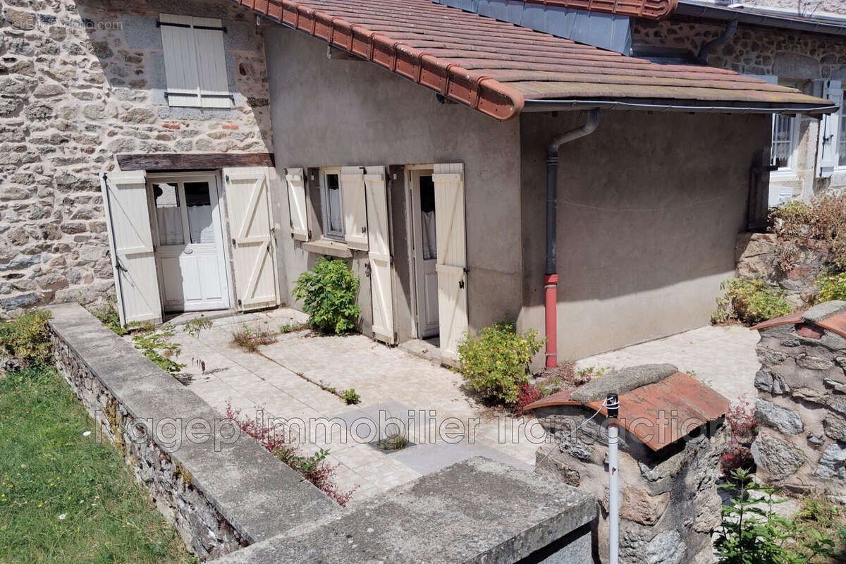 Maison à SAINT-NICOLAS-DES-BIEFS