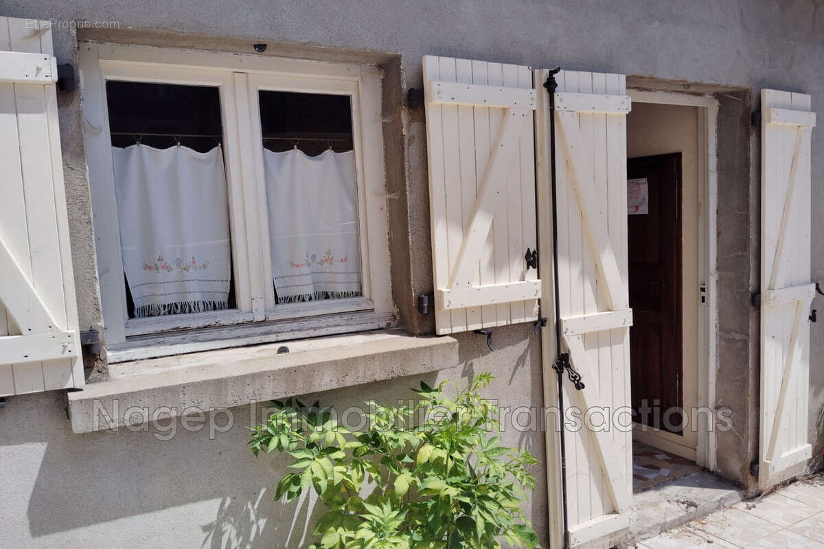 Maison à SAINT-NICOLAS-DES-BIEFS