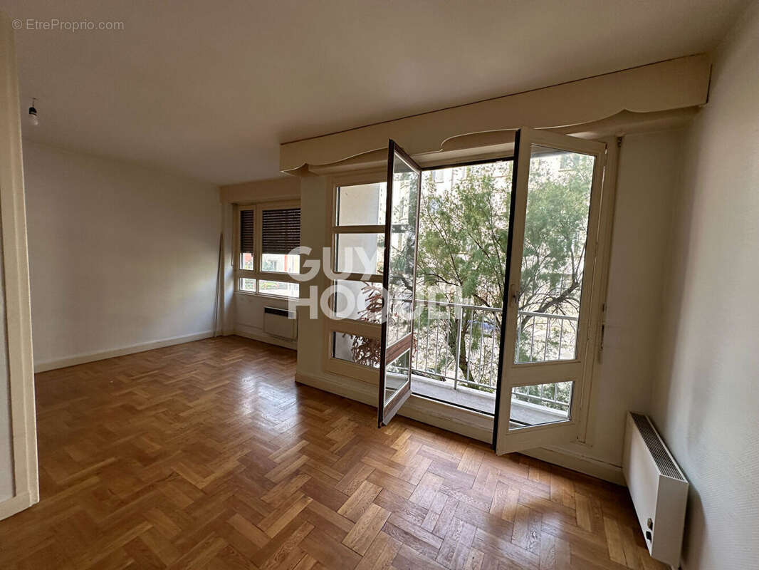 Appartement à LYON-3E