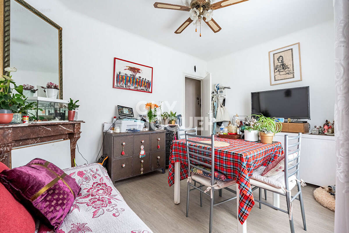 Appartement à ASNIERES-SUR-SEINE
