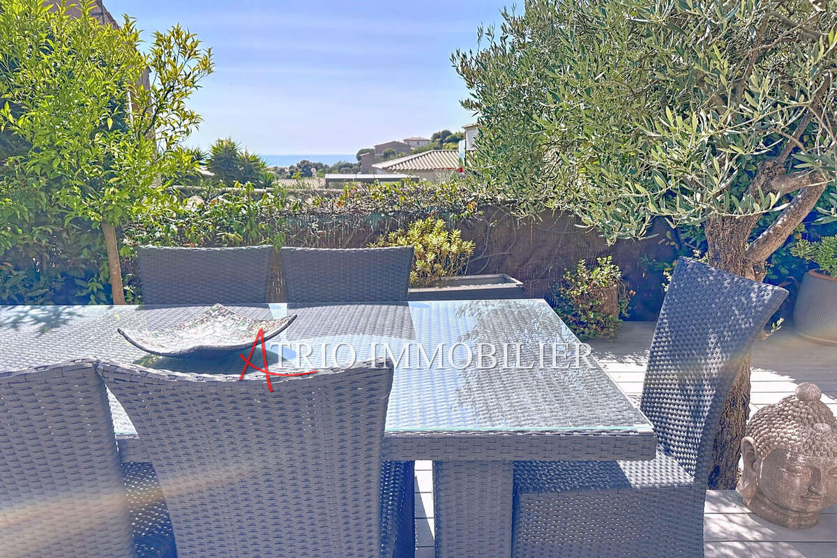 Maison à SAINT-LAURENT-DU-VAR