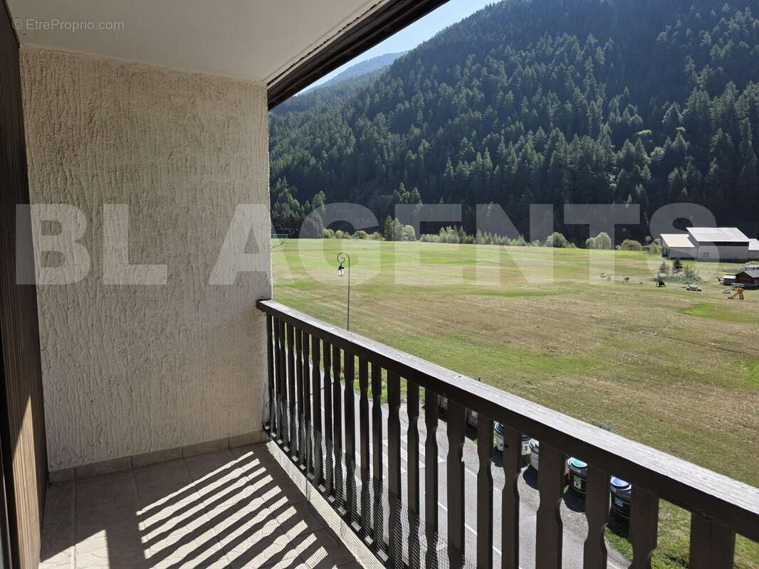 20250905_110746 - Appartement à AIGUILLES