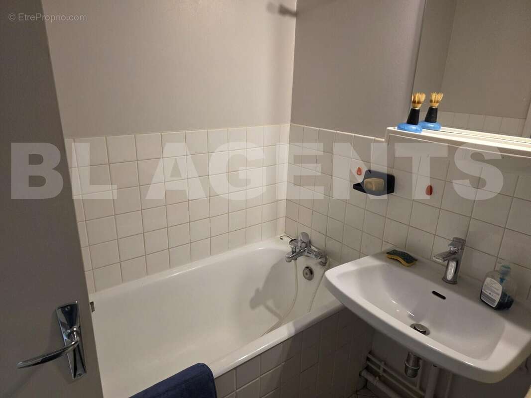 20250905_110825 - Appartement à AIGUILLES