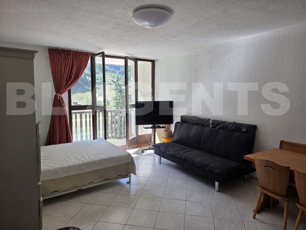 20250905_110856 - Appartement à AIGUILLES