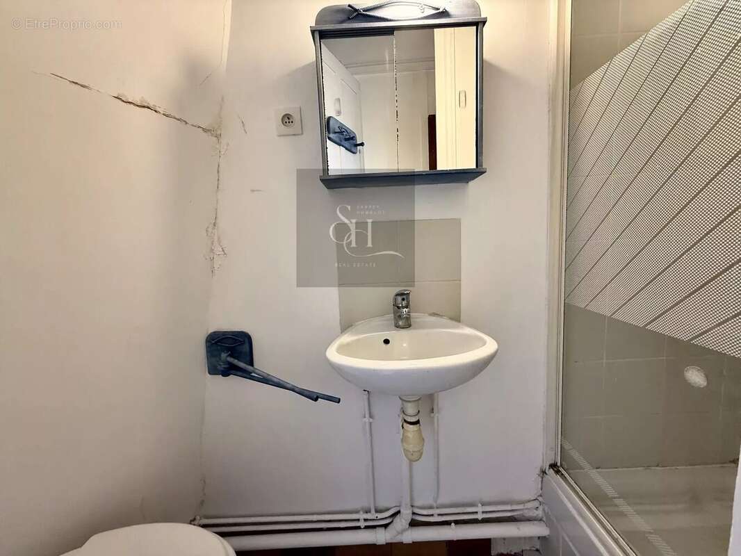 Appartement à PARIS-20E