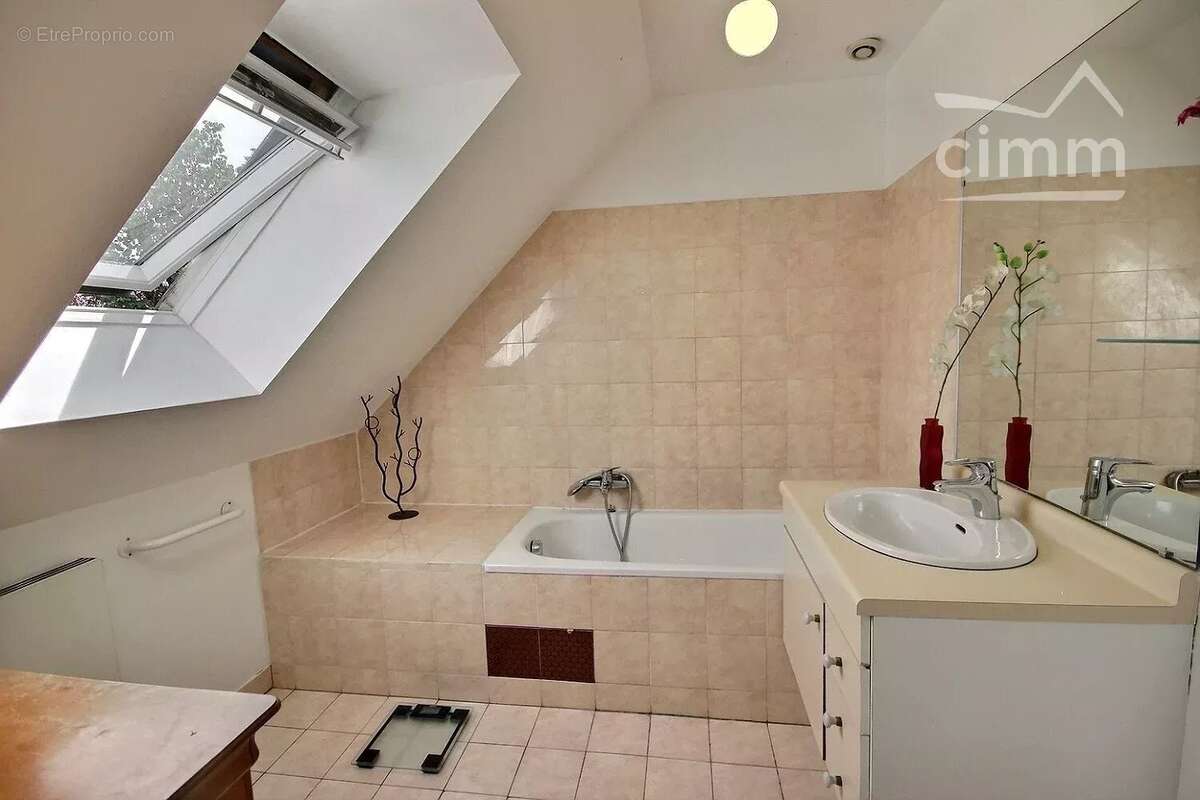 Maison à GOURNAY-SUR-MARNE