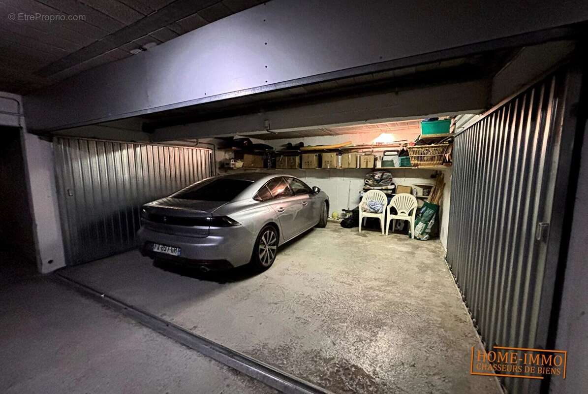 Appartement à VALLAURIS