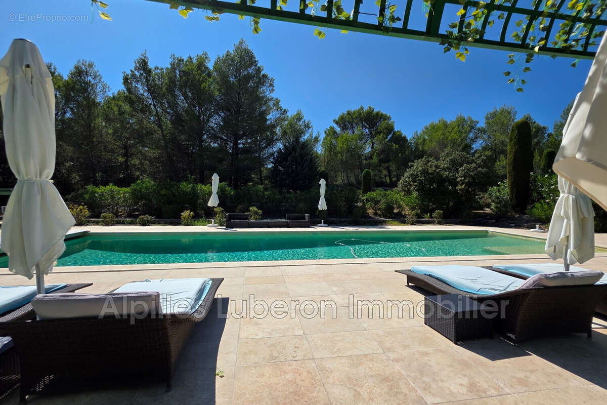 Maison à EYGALIERES