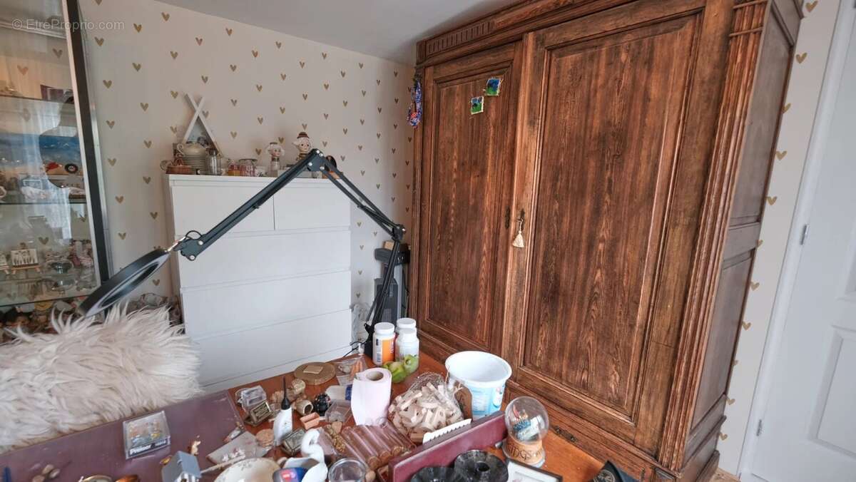 Maison à DUN-SUR-GRANDRY