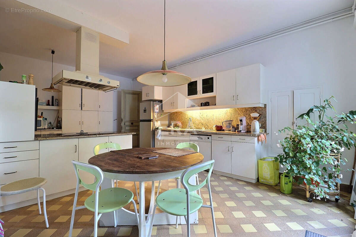 Maison à SAINT-CYR-LA-RIVIERE