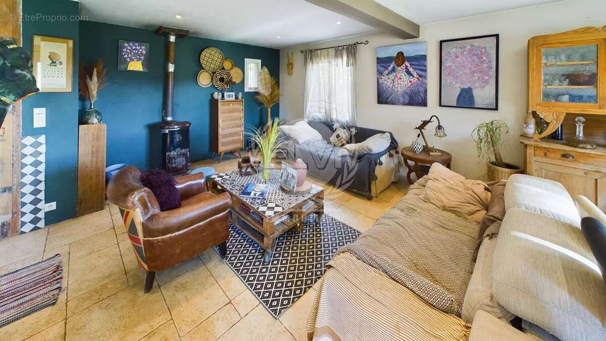 Maison à PLAN-DE-LA-TOUR