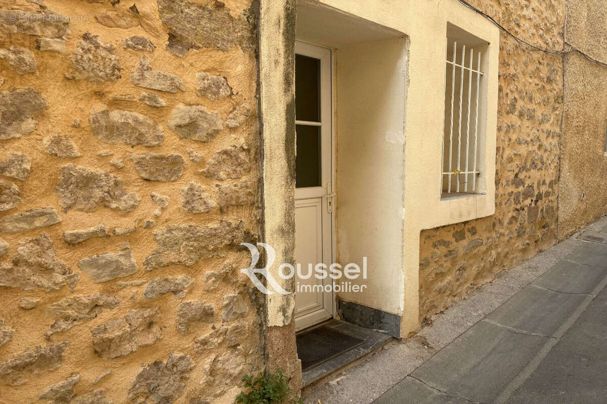 Maison à VILLEVEYRAC