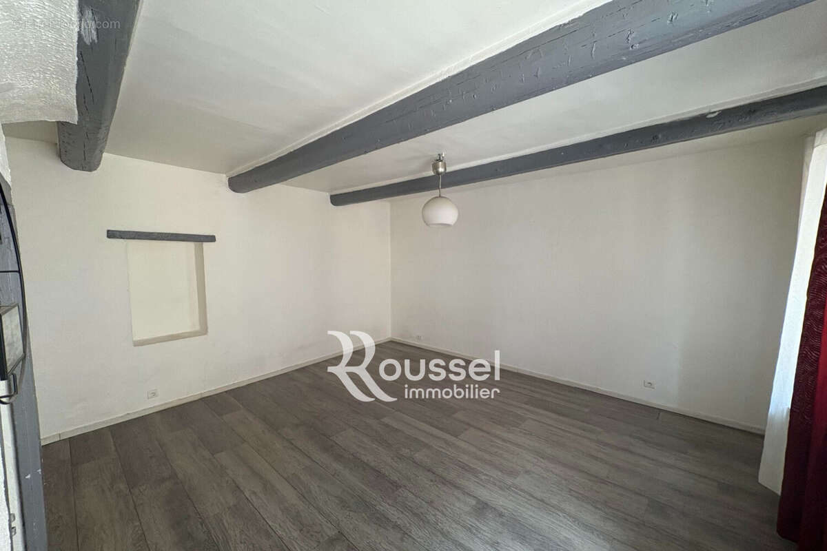 Maison à VILLEVEYRAC