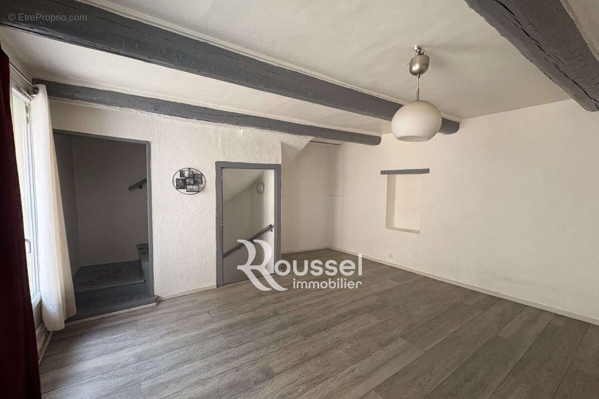 Maison à VILLEVEYRAC