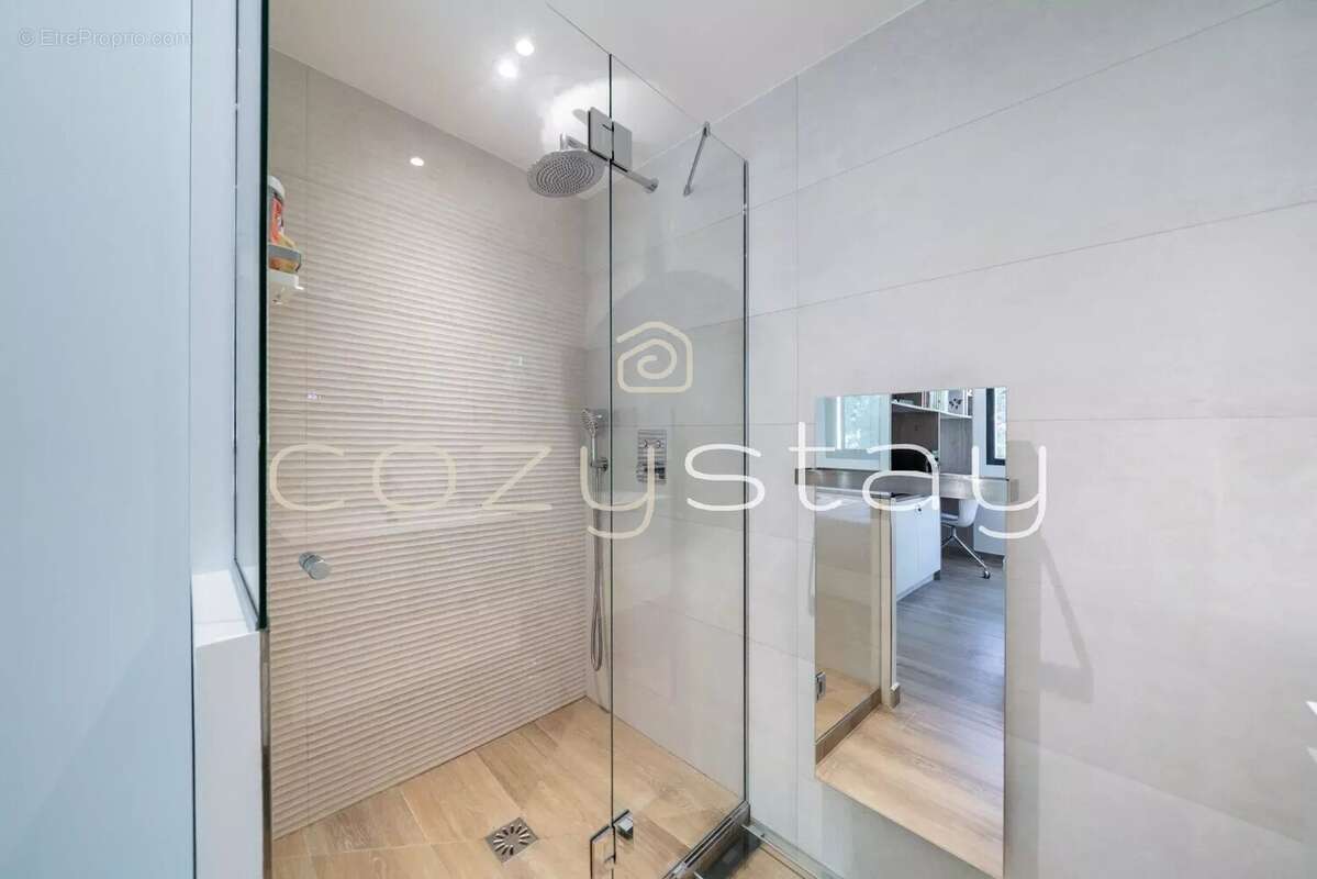 Appartement à LE CANNET