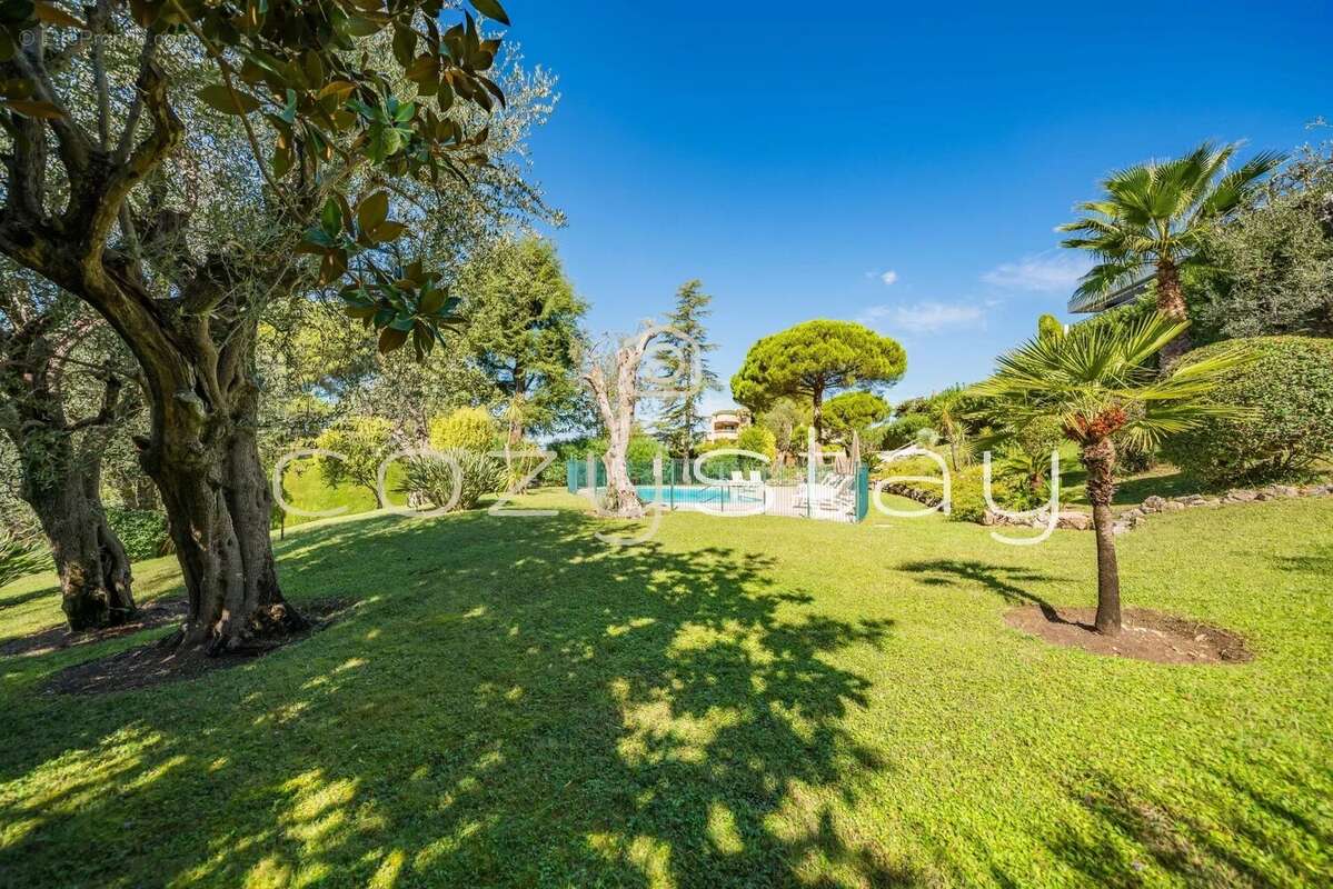 Appartement à LE CANNET