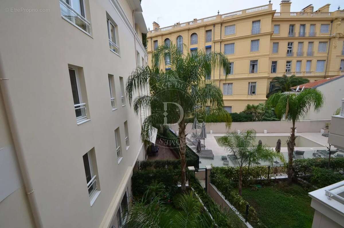 Appartement à BEAULIEU-SUR-MER