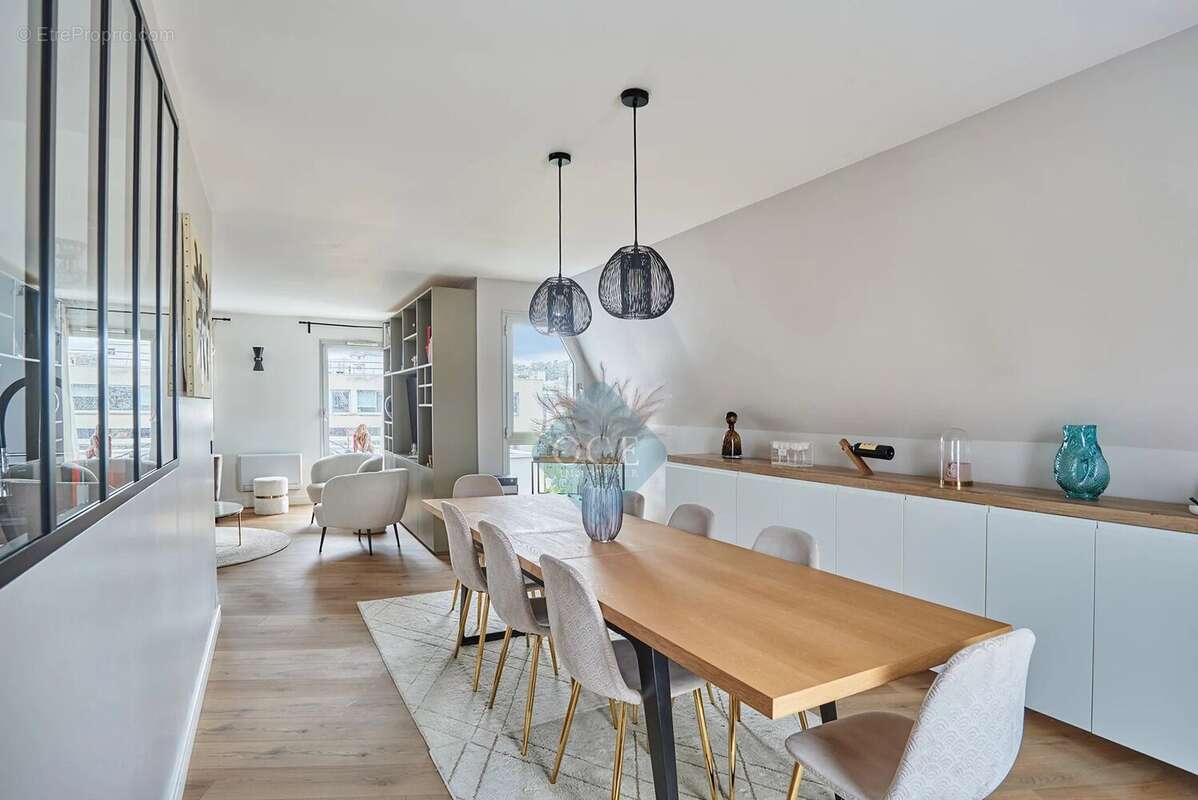 Appartement à SURESNES