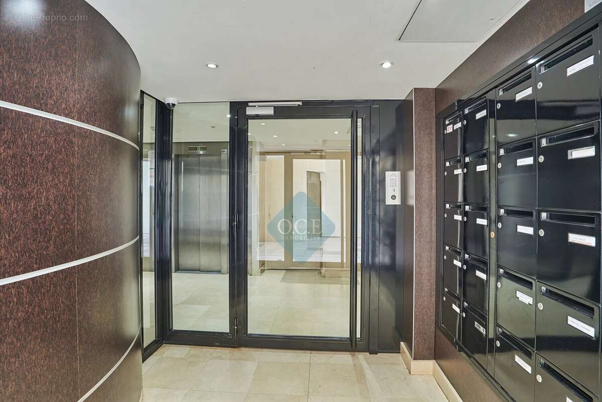 Appartement à SURESNES