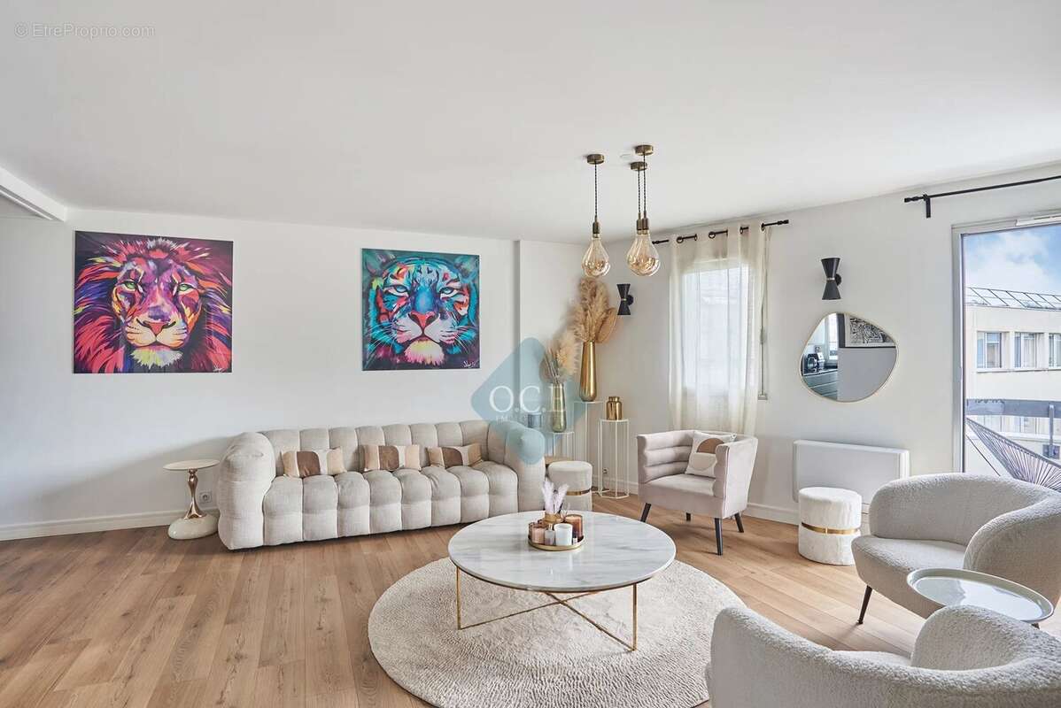 Appartement à SURESNES