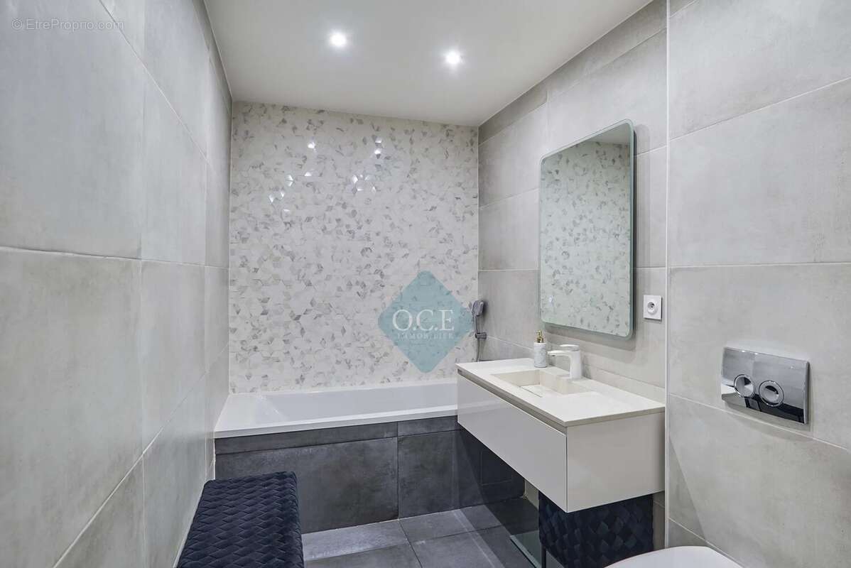 Appartement à SURESNES