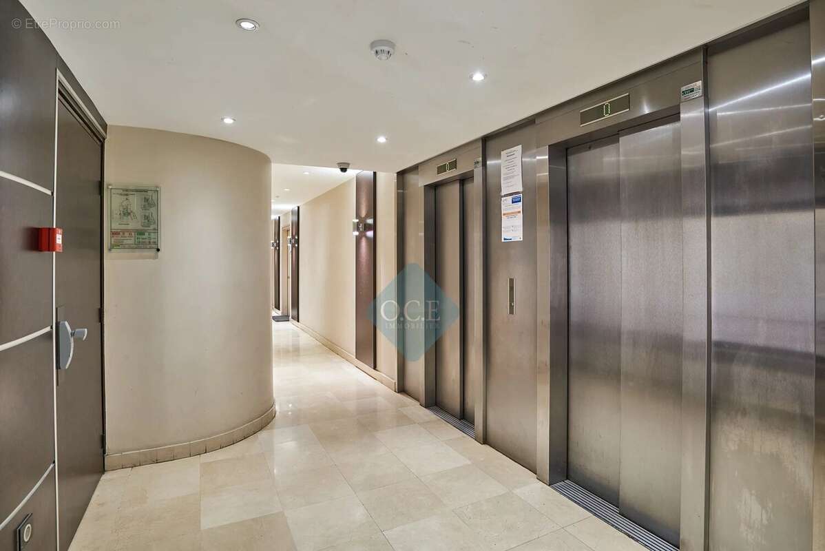 Appartement à SURESNES