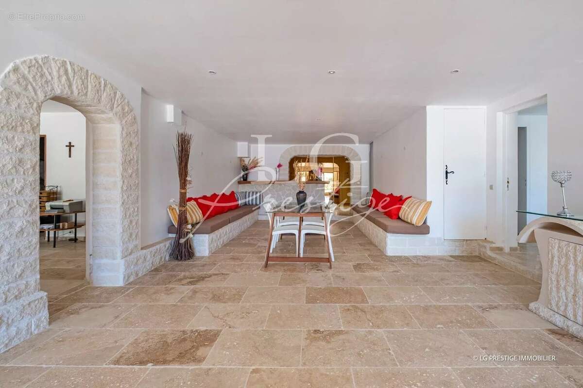 Maison à SAINT-PAUL-EN-FORET