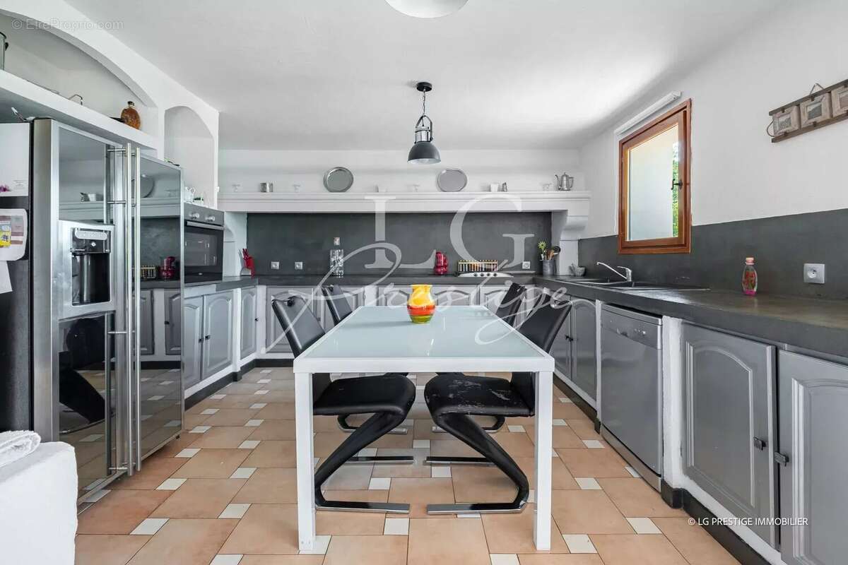 Maison à SAINT-PAUL-EN-FORET