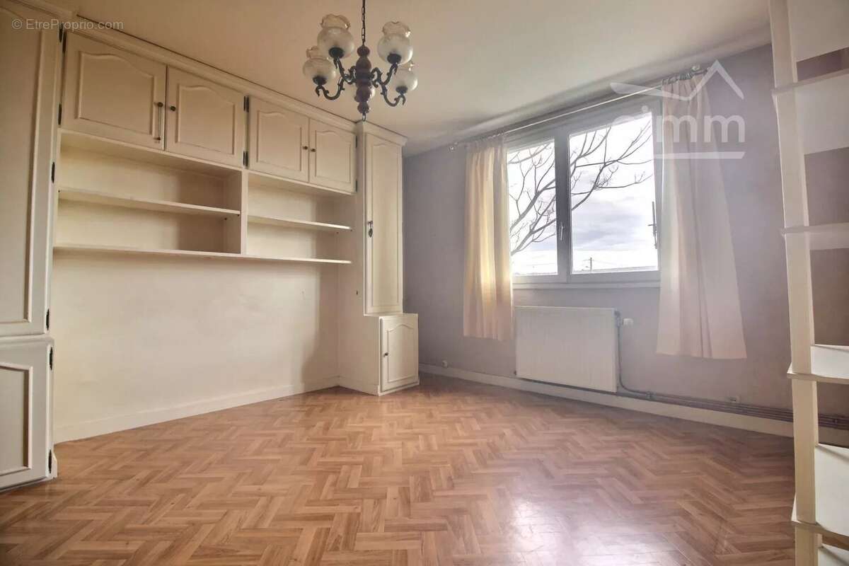 Maison à LE PEAGE-DE-ROUSSILLON