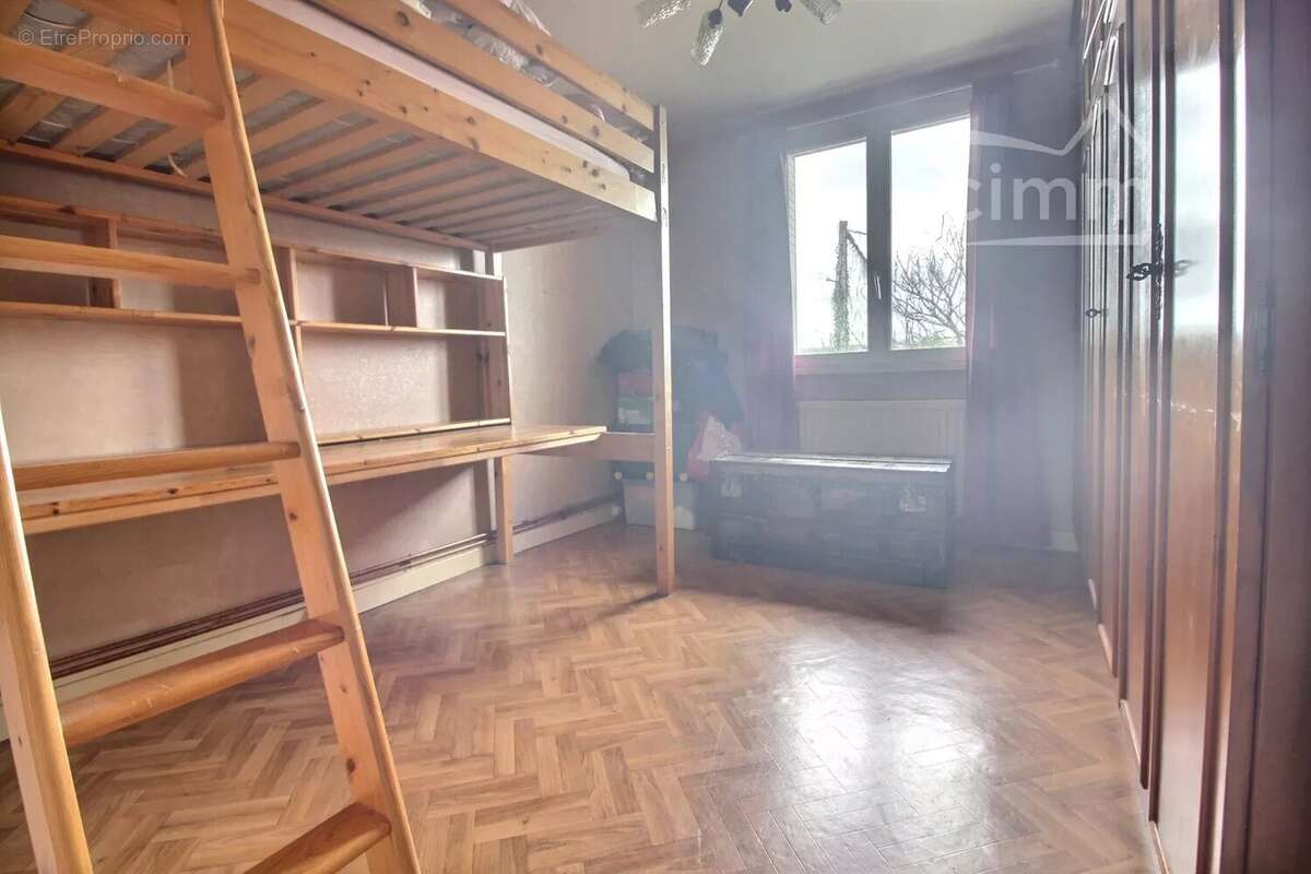 Maison à LE PEAGE-DE-ROUSSILLON