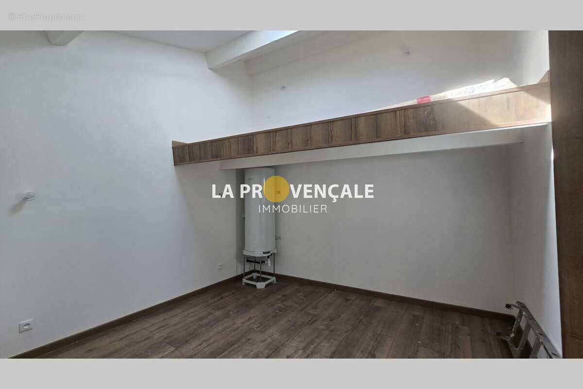 Appartement à TRETS