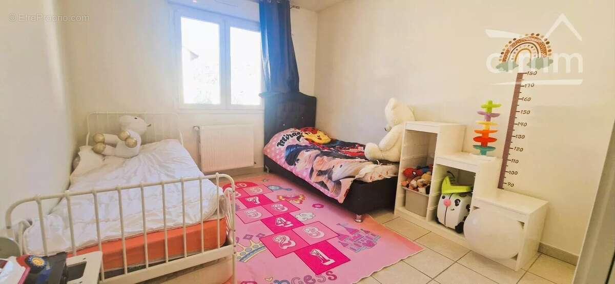 Appartement à LA TOUR-DU-PIN