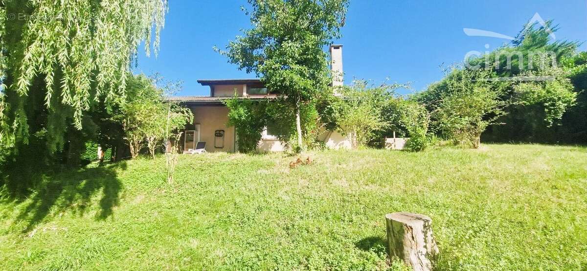 Maison à LA VERPILLIERE