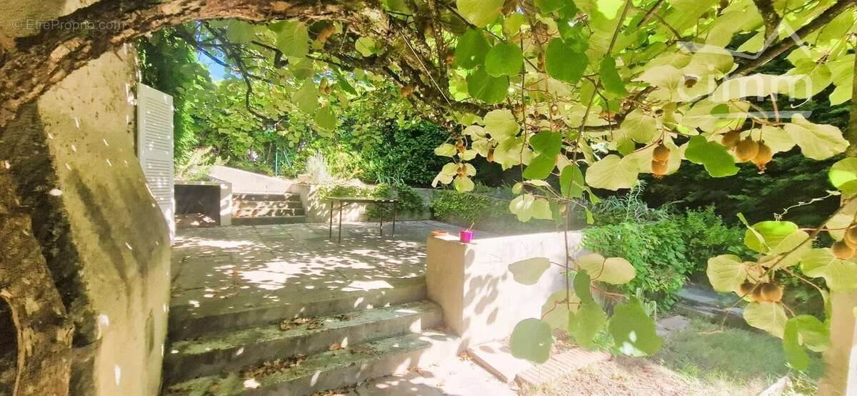 Maison à LA VERPILLIERE