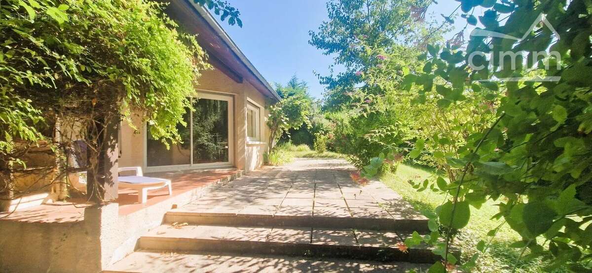 Maison à LA VERPILLIERE