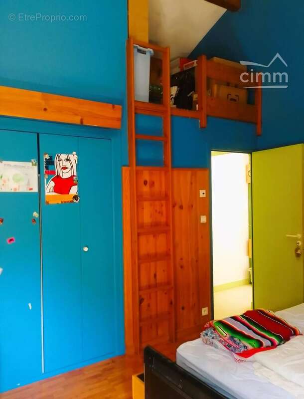 Maison à LA VERPILLIERE