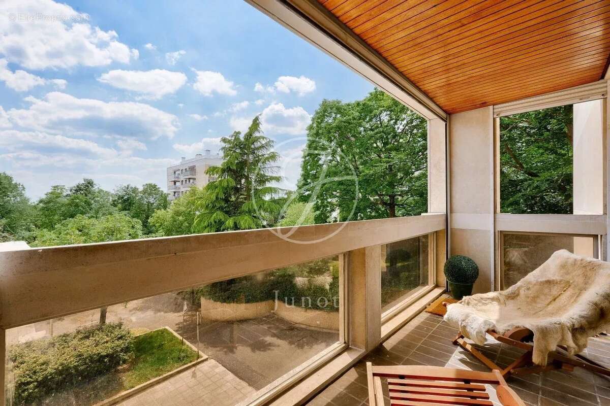 Appartement à GARCHES