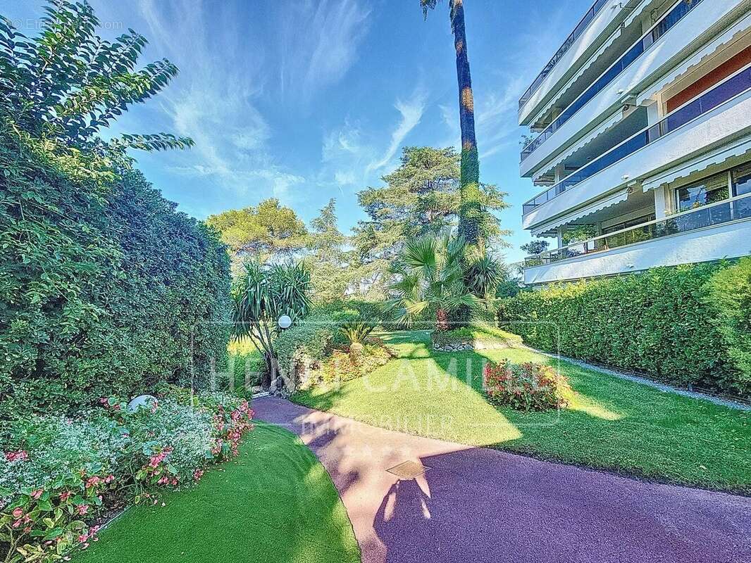 Appartement à CANNES