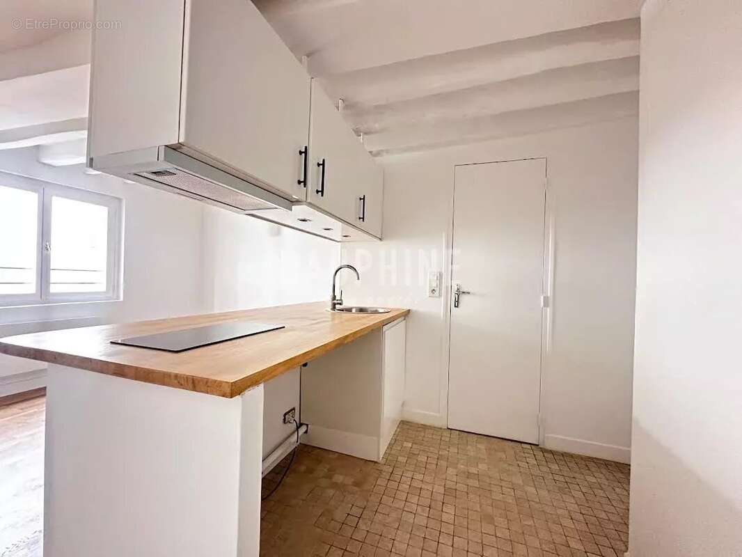 Appartement à PARIS-6E