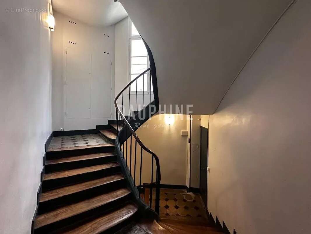 Appartement à PARIS-6E