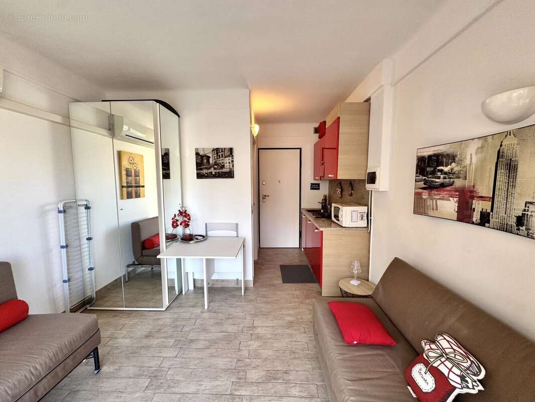 Appartement à CANNES