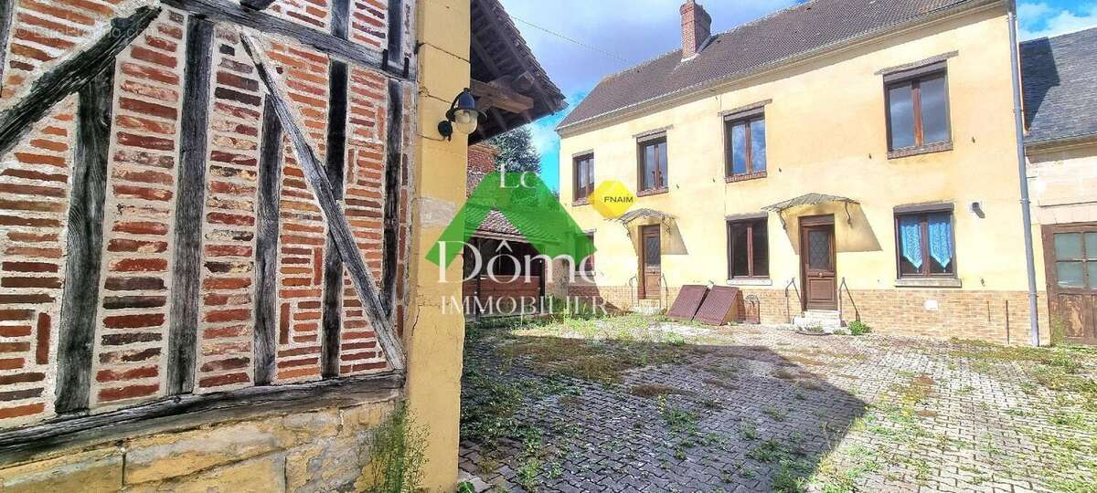 Maison à AMBLAINVILLE