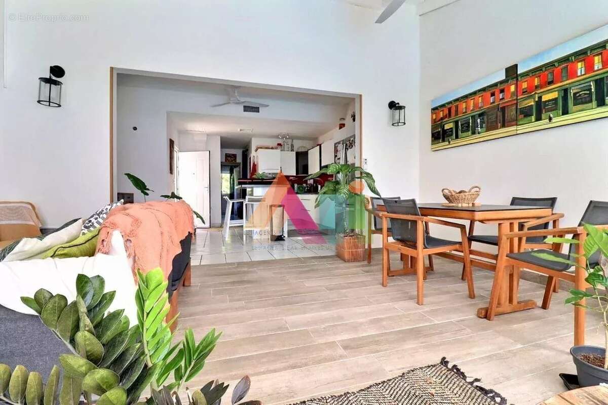 Maison à SAINT-MARTIN