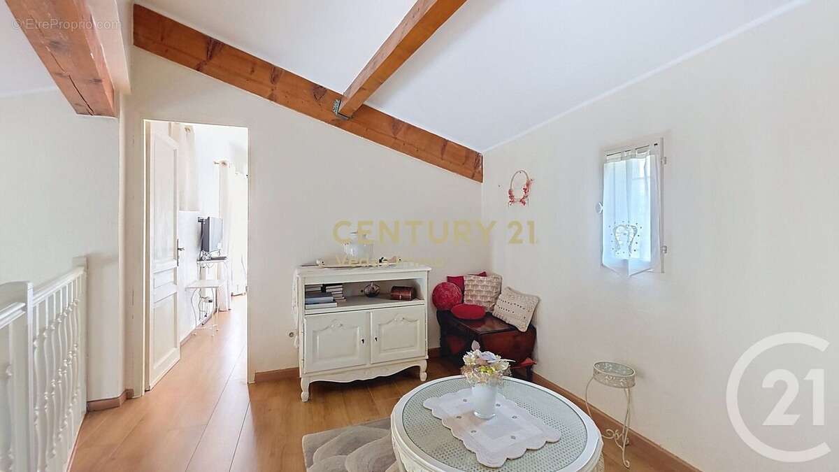 Maison à SAINT-JEAN-DE-VEDAS