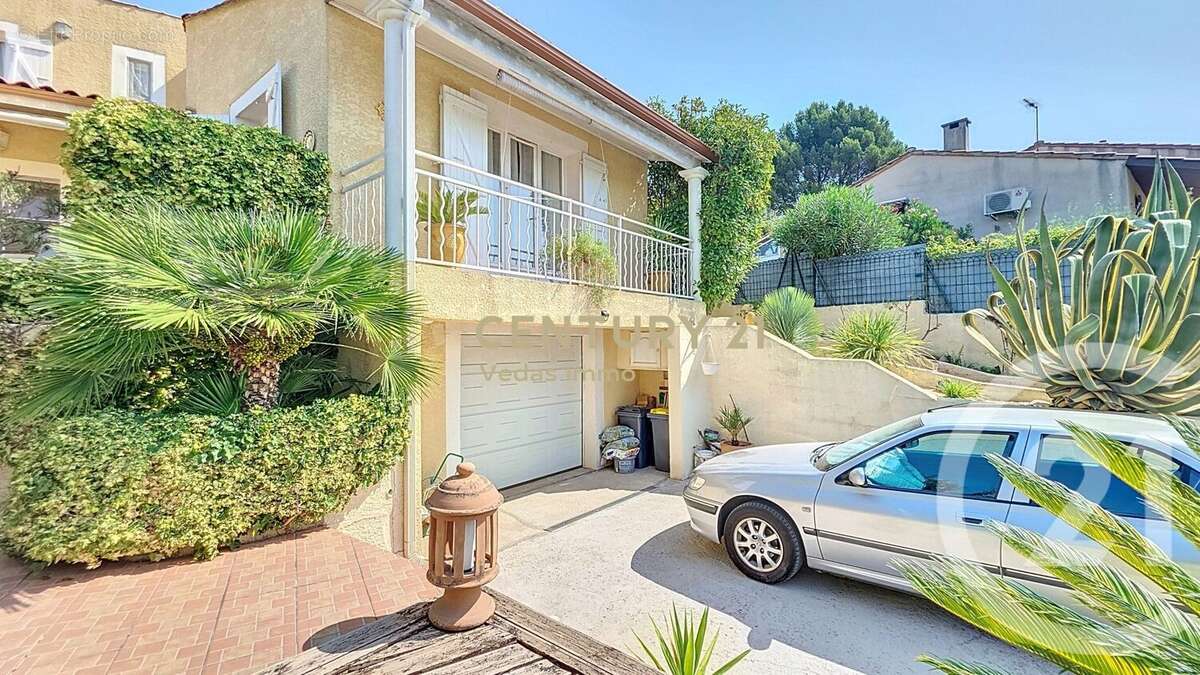 Maison à SAINT-JEAN-DE-VEDAS