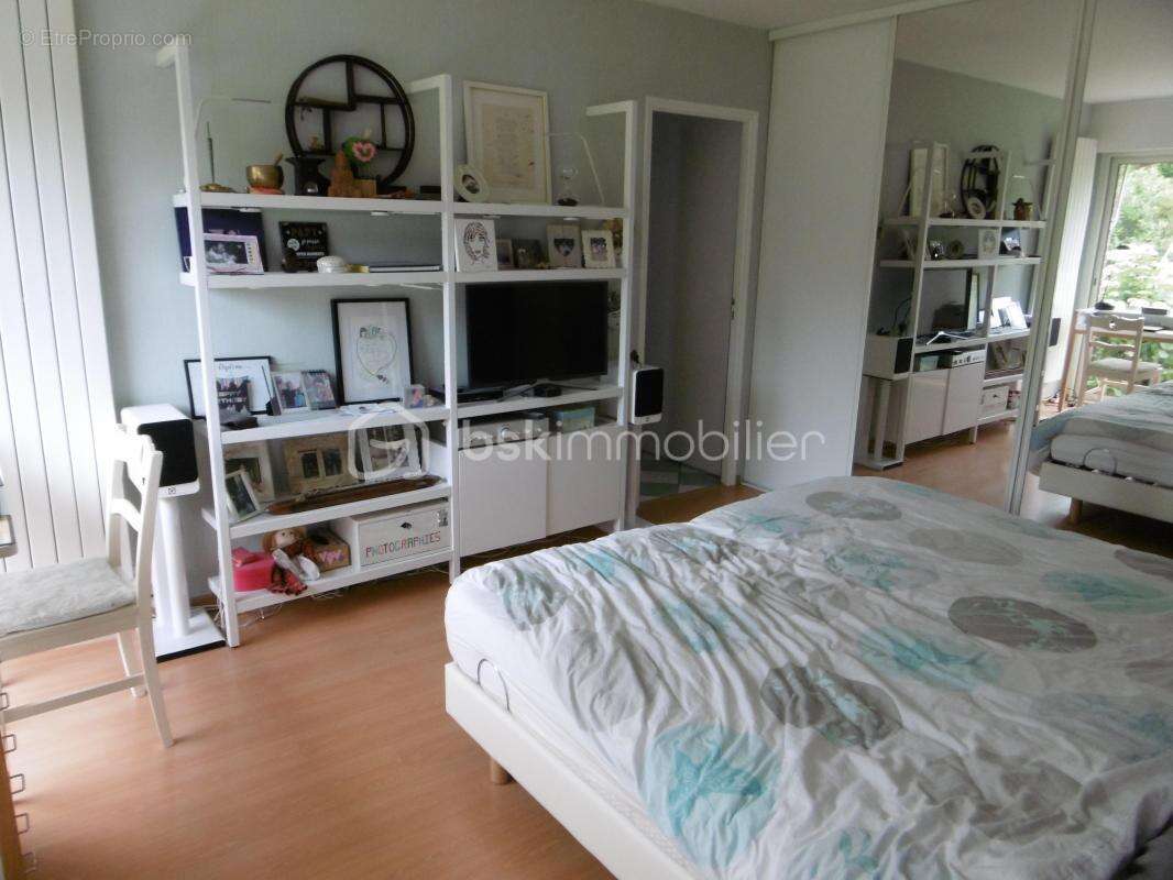 Maison à BOURGHELLES