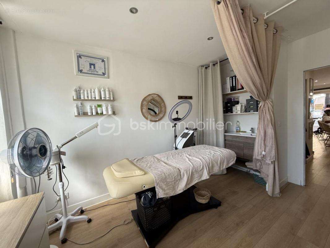 Commerce à CAGNES-SUR-MER