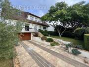 Maison à VERRIERES-LE-BUISSON